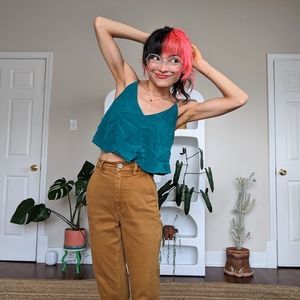 Aritzia Wilfred Free Flowy Cropped Cami